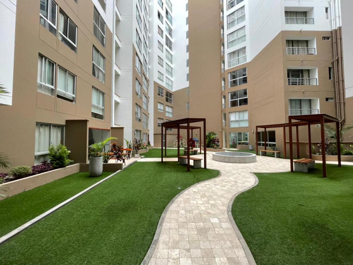 Hermosa Habitacion Privada En Edificio De Estreno Frente Al Metro Lima Exterior photo