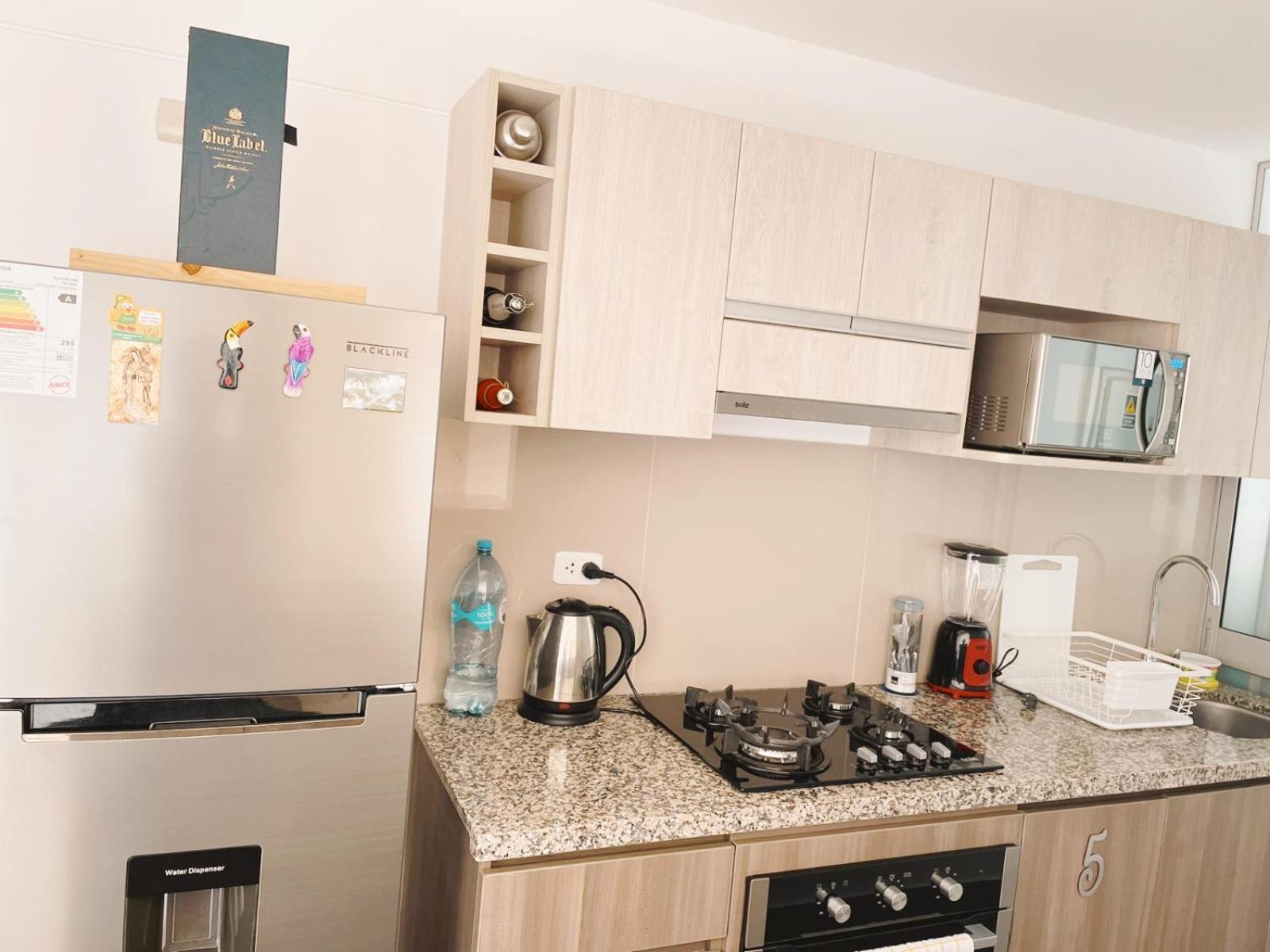 Hermosa Habitacion Privada En Edificio De Estreno Frente Al Metro Lima Exterior photo